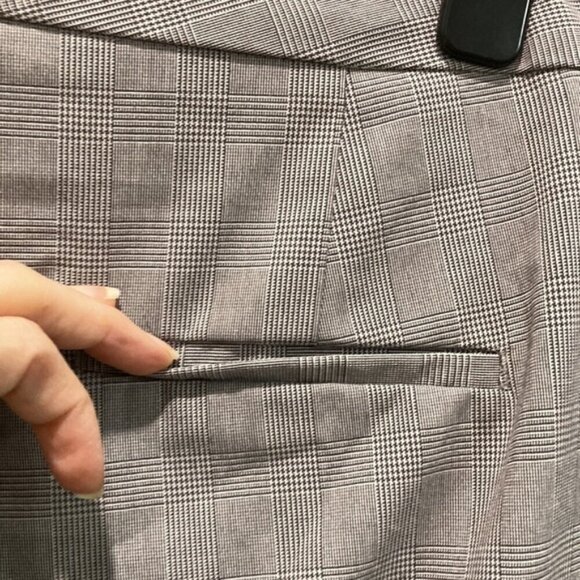 Zara Grey Plaid Ankle Pants - Picture 11 of 13